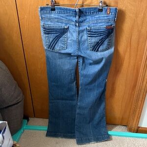 7 For All Mankind Women's Dark Blue Flare Jeans